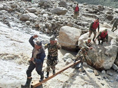  बाढीपछि सोलुखुम्बुको नाम्चेभन्दा माथिको आवातजावत ठप्प 